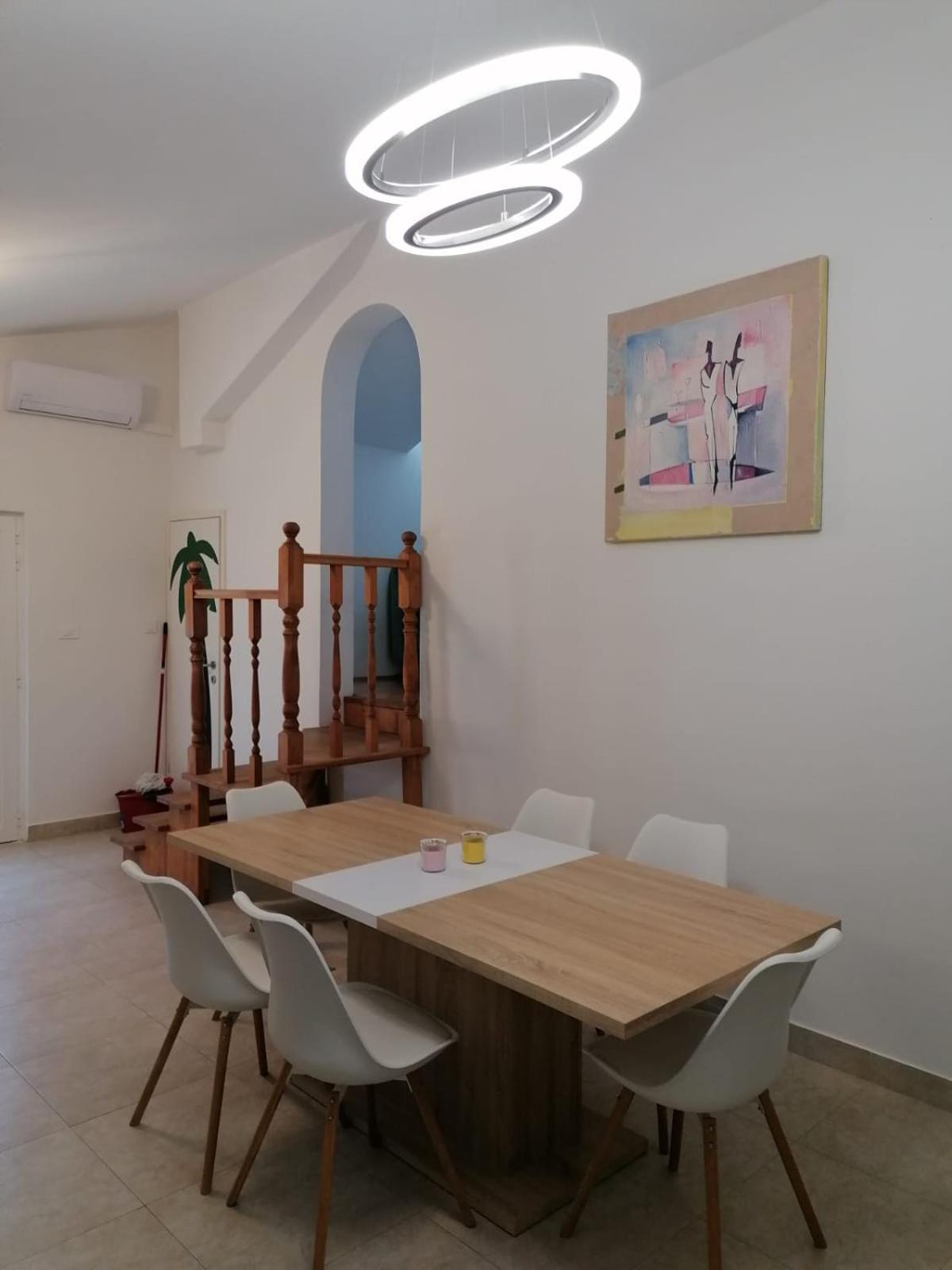Apartments Villa Julia Trogir Exterior photo
