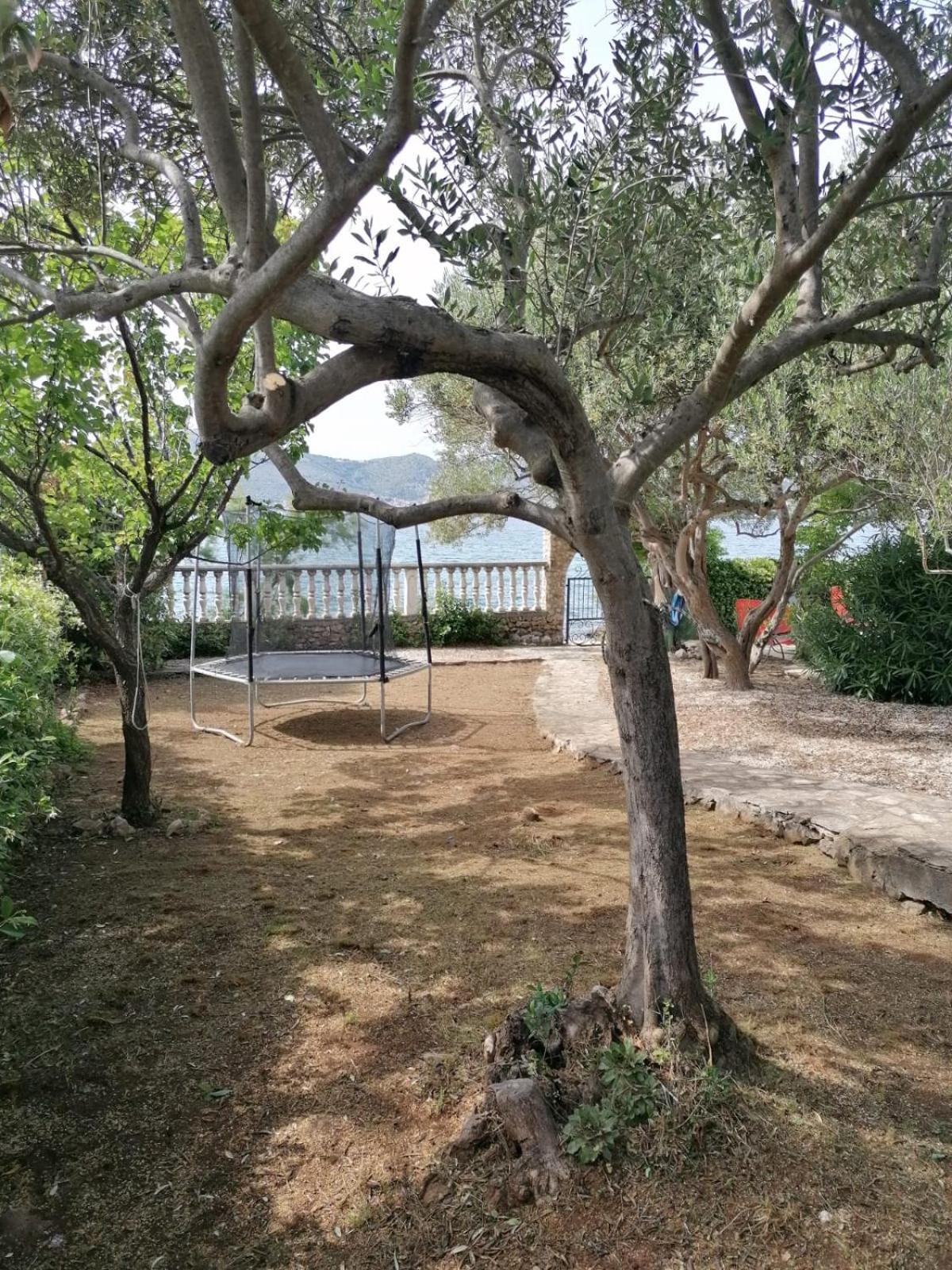 Apartments Villa Julia Trogir Exterior photo