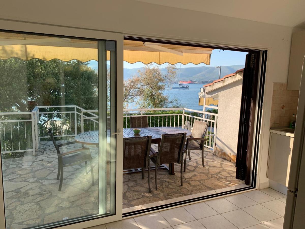 Apartments Villa Julia Trogir Exterior photo